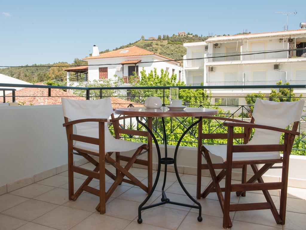 Porto Xronia Aparthotel Khrónia Exterior foto